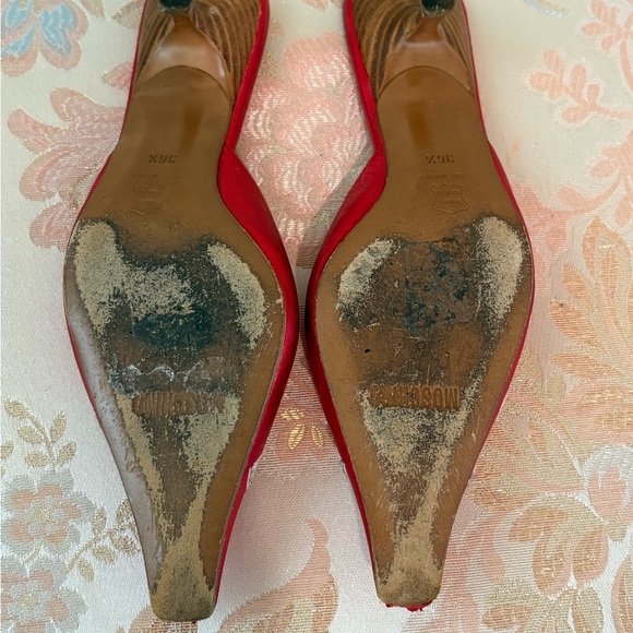 Moschino Cheap & Chic Red Satin Pointed Elephant Embellished Mules - Picture 11 of 11